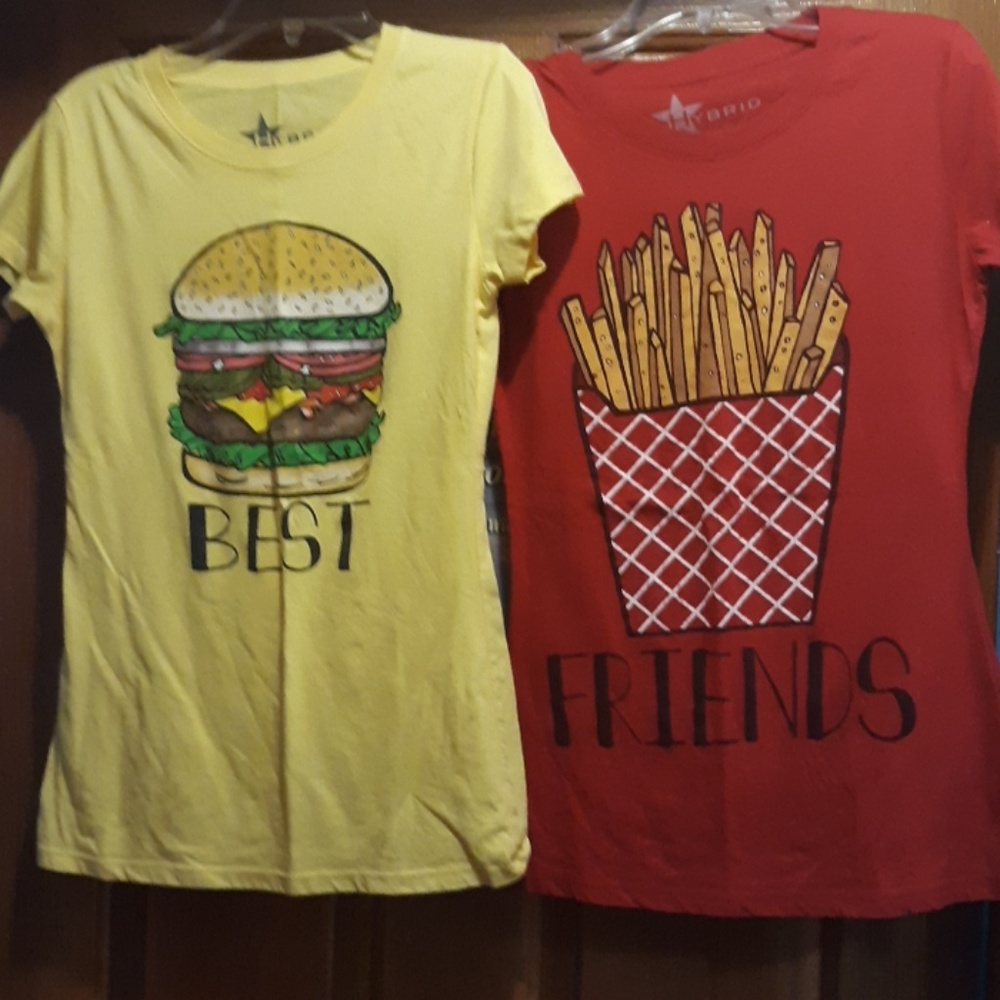 Best friend tee-shirts.